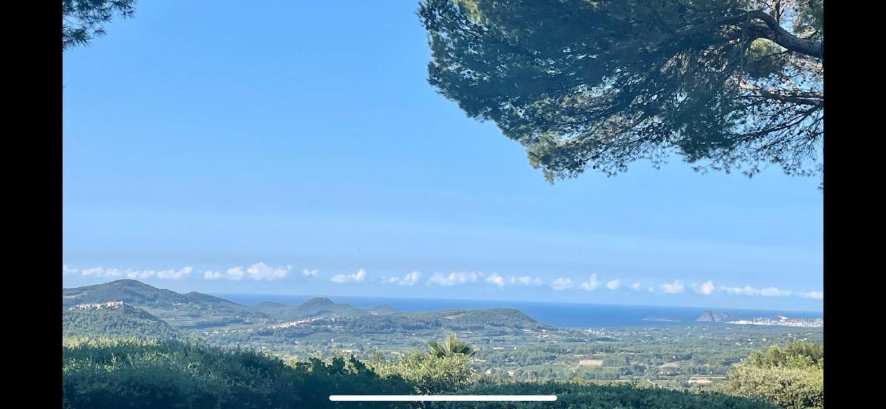 Le Cigalon Bed & Breakfast Le Beausset Bagian luar foto