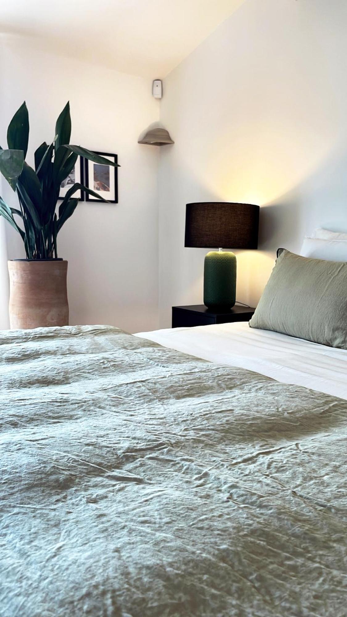 Le Cigalon Bed & Breakfast Le Beausset Ruang foto