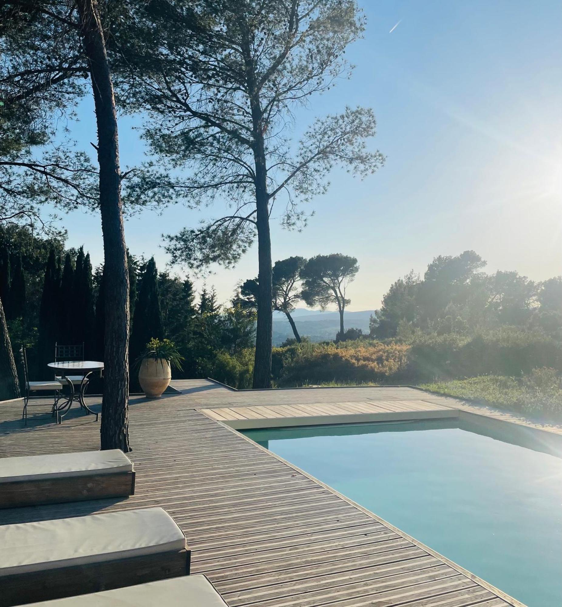 Le Cigalon Bed & Breakfast Le Beausset Bagian luar foto